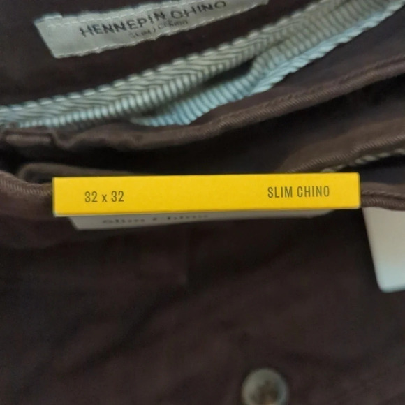 Goodfellow & Co men's Slim Chino brown pants - Picture 10 of 11